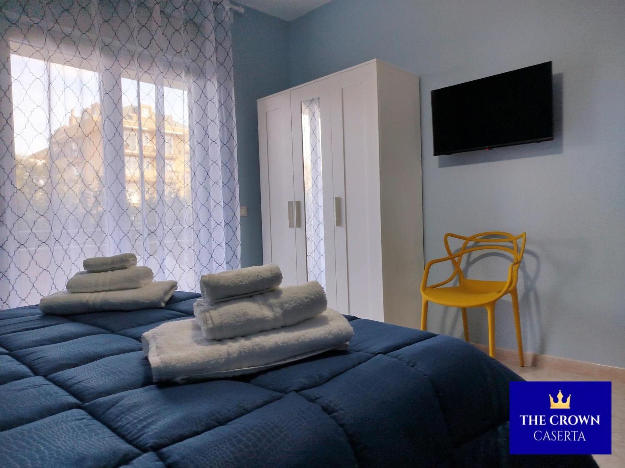 The Crown Caserta *